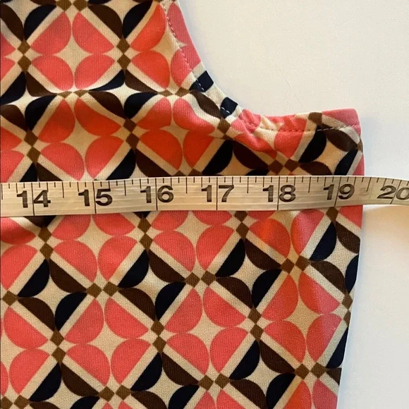 NWT Tommy Hilfiger Pink Geometric Women's Top size large - Picture 5 of 6